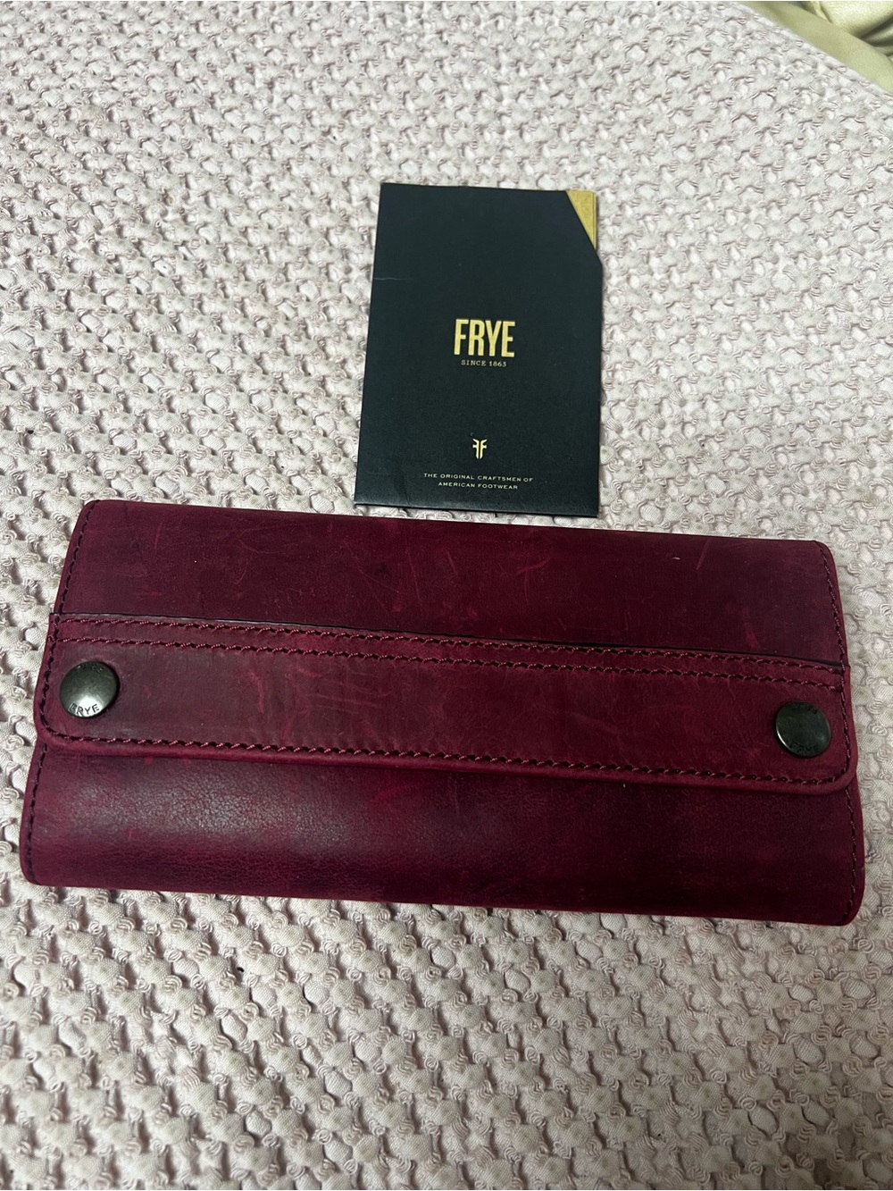 FRYE Wine/Burgundy Melissa Leather Snap Continental Long Wallet NEW